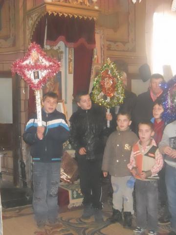 Am urmat sfatul Parintelui si ne-am facut Stele,cu tata,cu mama,cu bunicii ..